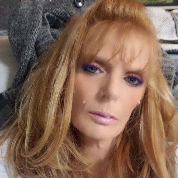 Meet your Posher, Patti - Picture 1 of 1